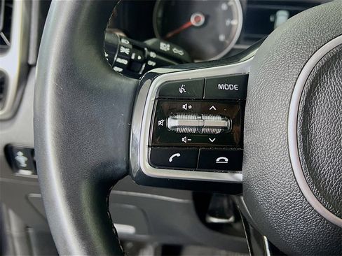 Used 2021 Kia Sorento EX w/ EX AWD X-Line Package image 23