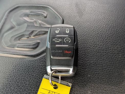 Used 2022 RAM 2500 Laramie AWD/4WD image 24