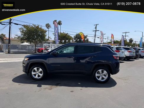 Used 2020 Jeep Compass Latitude w/ Cold Weather Group AWD/4WD image 8