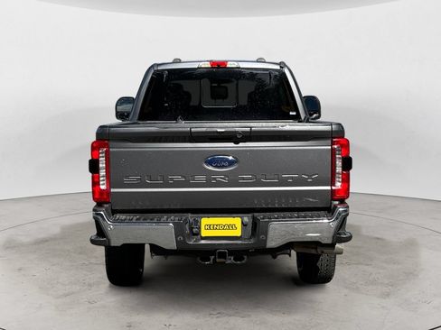 Used 2023 Ford F350 Lariat w/ Lariat Ultimate Package AWD/4WD image 6