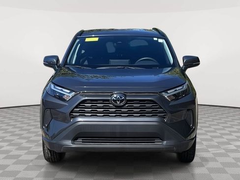 Used 2025 Toyota RAV4 XLE AWD/4WD image 3