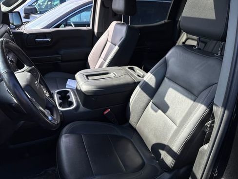 Used 2022 Chevrolet Silverado 1500 LT Trail Boss w/ LT Trail Boss Premium Package AWD/4WD image 9