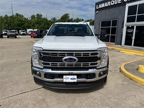 New 2025 Ford F550 4x4 SuperCab Super Duty image 2