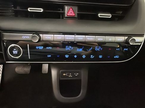 Used 2025 Hyundai Ioniq 5 SEL AWD/4WD image 22