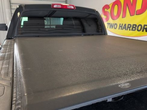 Used 2011 Toyota Tundra 4x4 CrewMax w/ SR5 Pkg image 30