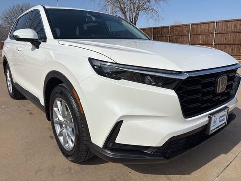 Used 2026 Honda CR-V EX image 2