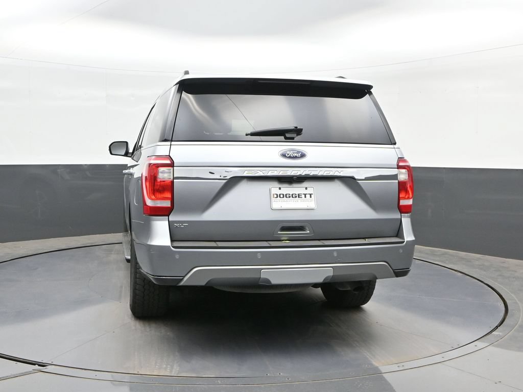 Used 2020 Ford Expedition XLT w/ Equipment Group 202A RWD image 8