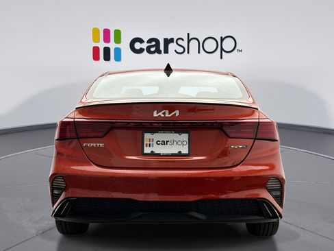 Used 2022 Kia Forte GT-Line w/ GT-Line Technology Package FWD image 4