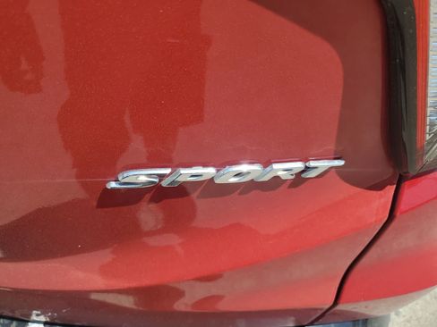 Used 2022 Honda HR-V Sport image 11