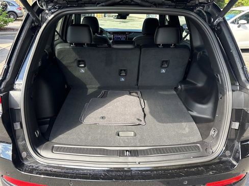New 2025 Jeep Grand Cherokee Limited w/ Black Appearance Package image 35