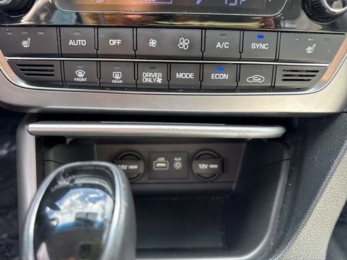 Used 2016 Hyundai Sonata Plug-In Hybrid image 24