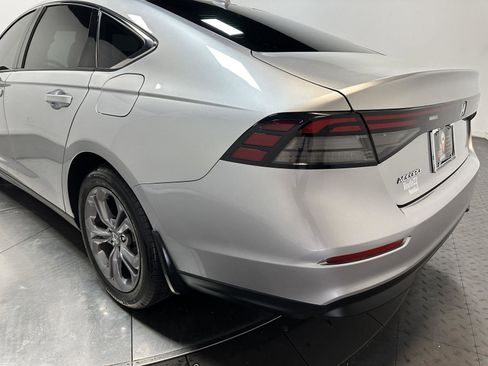 Used 2024 Honda Accord EX image 10