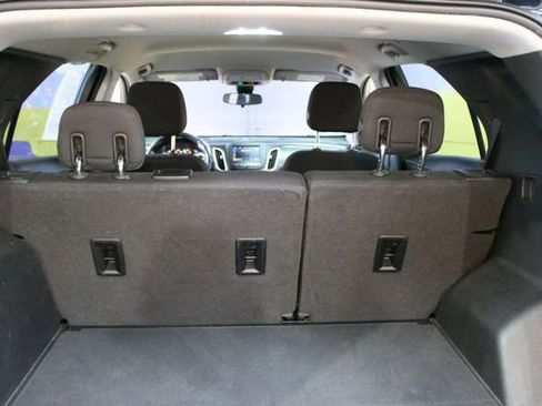 Used 2020 Chevrolet Equinox LT FWD image 16