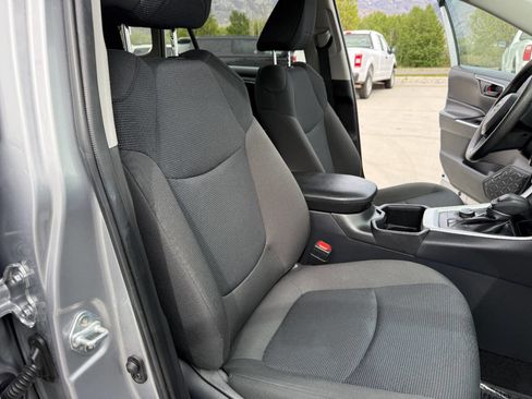 Used 2025 Toyota RAV4 LE AWD/4WD image 26