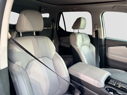 Used 2024 Honda Pilot Touring image 30