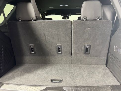 Used 2025 GMC Yukon Denali image 29