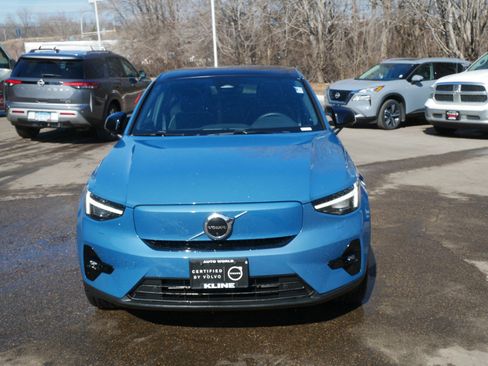 Certified 2023 Volvo C40 P8 Recharge Ultimate image 8