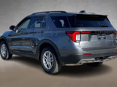 New 2026 Ford Explorer Active w/ Active Comfort Package image 3
