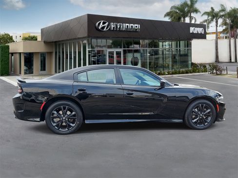 Used 2020 Dodge Charger GT w/ Plus Group image 2