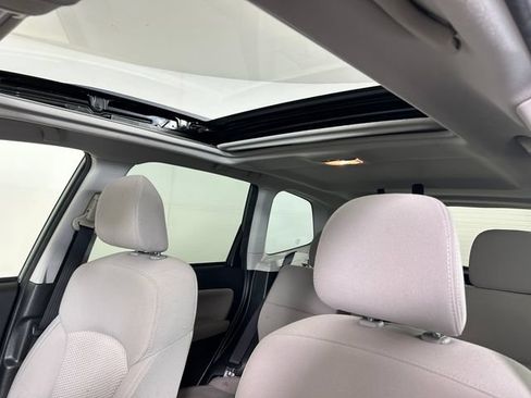 Used 2017 Subaru Forester 2.5i Premium AWD/4WD image 14