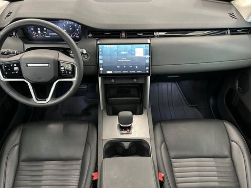 Used 2024 Land Rover Discovery Sport S image 27