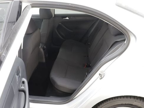Used 2012 Volkswagen Jetta S FWD image 14