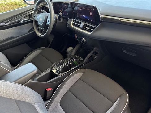 New 2026 Chevrolet TrailBlazer LS w/ LS Convenience Package FWD image 17