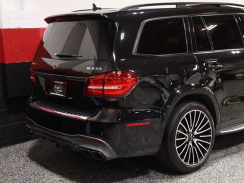 Used 2019 Mercedes-Benz GLS 63 AMG 4MATIC w/ AMG Night Styling Package image 9