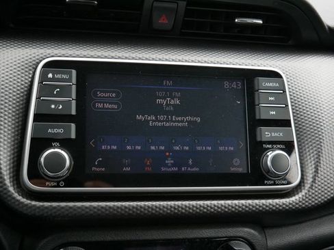 Used 2019 Nissan Kicks SV FWD image 21