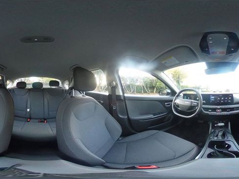 Used 2025 Kia K4 LXS image 41