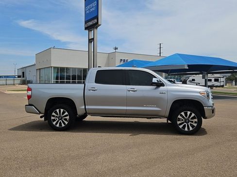 Used 2020 Toyota Tundra Limited w/ Limited Premium Package AWD/4WD image 4