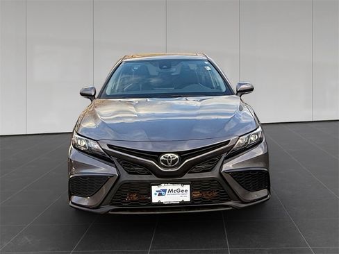 Used 2023 Toyota Camry SE w/ Cold Weather Package image 8