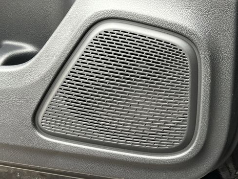 Certified 2025 Mercedes-Benz CLA 250 4MATIC image 33