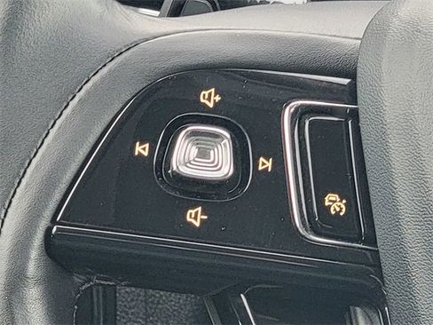 Certified 2025 Lincoln Corsair Reserve w/ Equipment Group 202A image 32