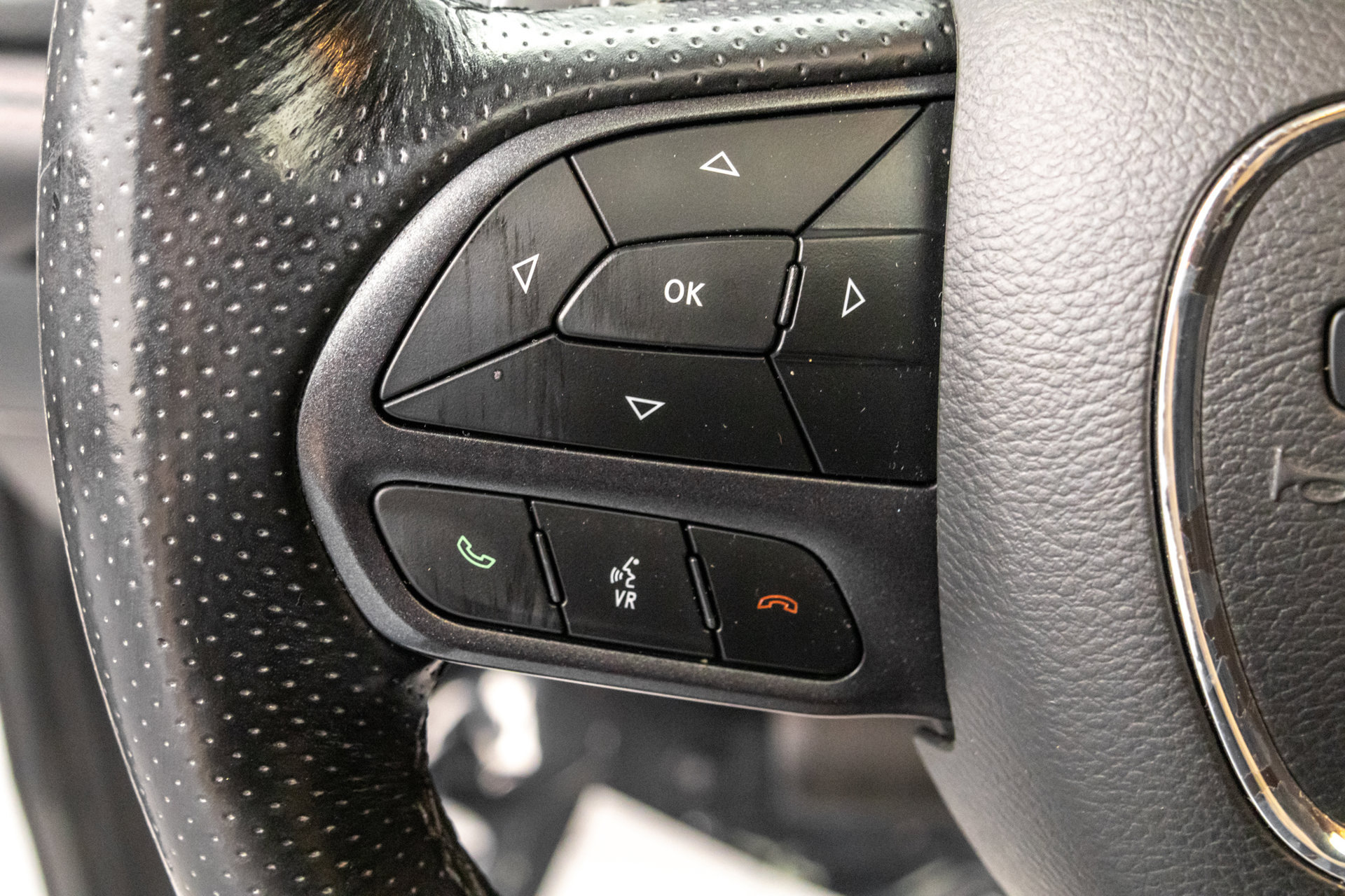 Used 2021 Dodge Durango R/T w/ Blacktop Package AWD/4WD image 19
