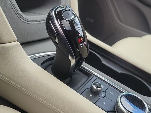 Certified 2024 Cadillac XT5 Premium Luxury FWD image 32