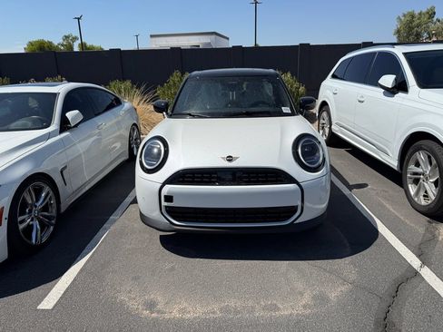 New 2026 MINI Cooper 4-Door Hardtop FWD image 2