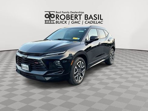 Used 2023 Chevrolet Blazer RS w/ Driver Confidence II Package AWD/4WD image 4