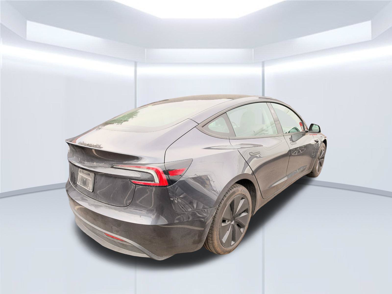 Used 2024 Tesla Model 3 Standard Range RWD image 3