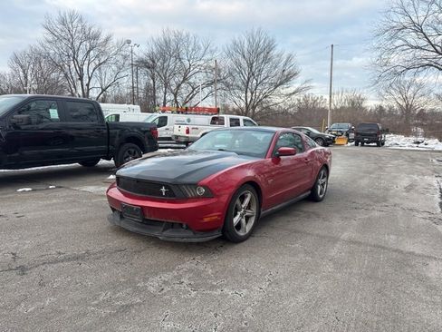 Used 2010 Ford Mustang GT image 7