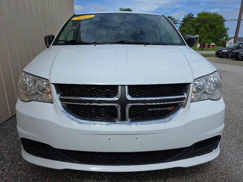 Used 2017 Dodge Grand Caravan SE w/ Power Window Group FWD image 14