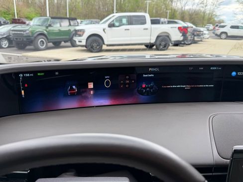 Used 2025 Lincoln Nautilus Black Label w/ Jet Appearance Package image 11