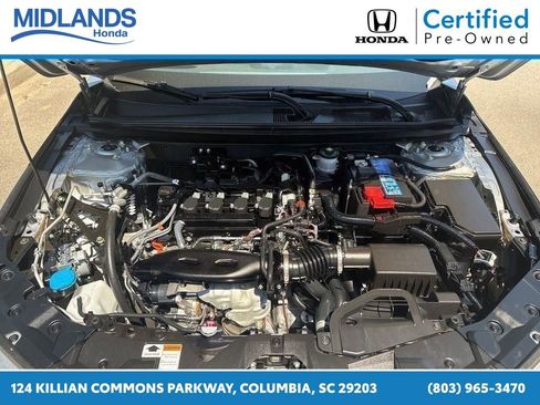 Certified 2025 Honda Accord SE image 9