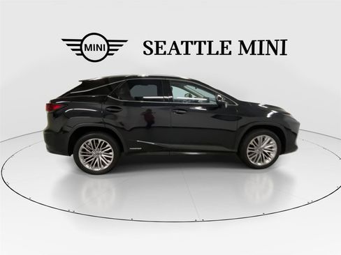Used 2020 Lexus RX 450h AWD w/ Luxury Package image 12