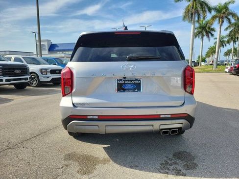 Used 2025 Hyundai Palisade SEL FWD image 5