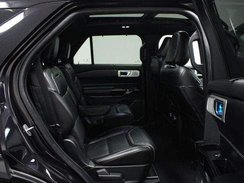 Used 2022 Ford Explorer ST w/ Equipment Group 401A image 16