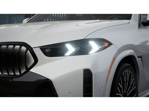 New 2027 BMW X6 xDrive40i image 6