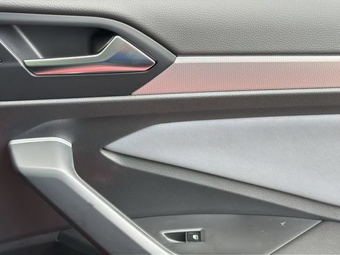 New 2027 Volkswagen Jetta SE FWD image 13