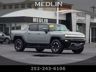 Used 2025 GMC Hummer EV 3X w/ Extreme Off-Road Package AWD/4WD video 1