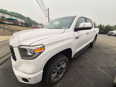 Used 2019 Toyota Tundra Platinum AWD/4WD image 4